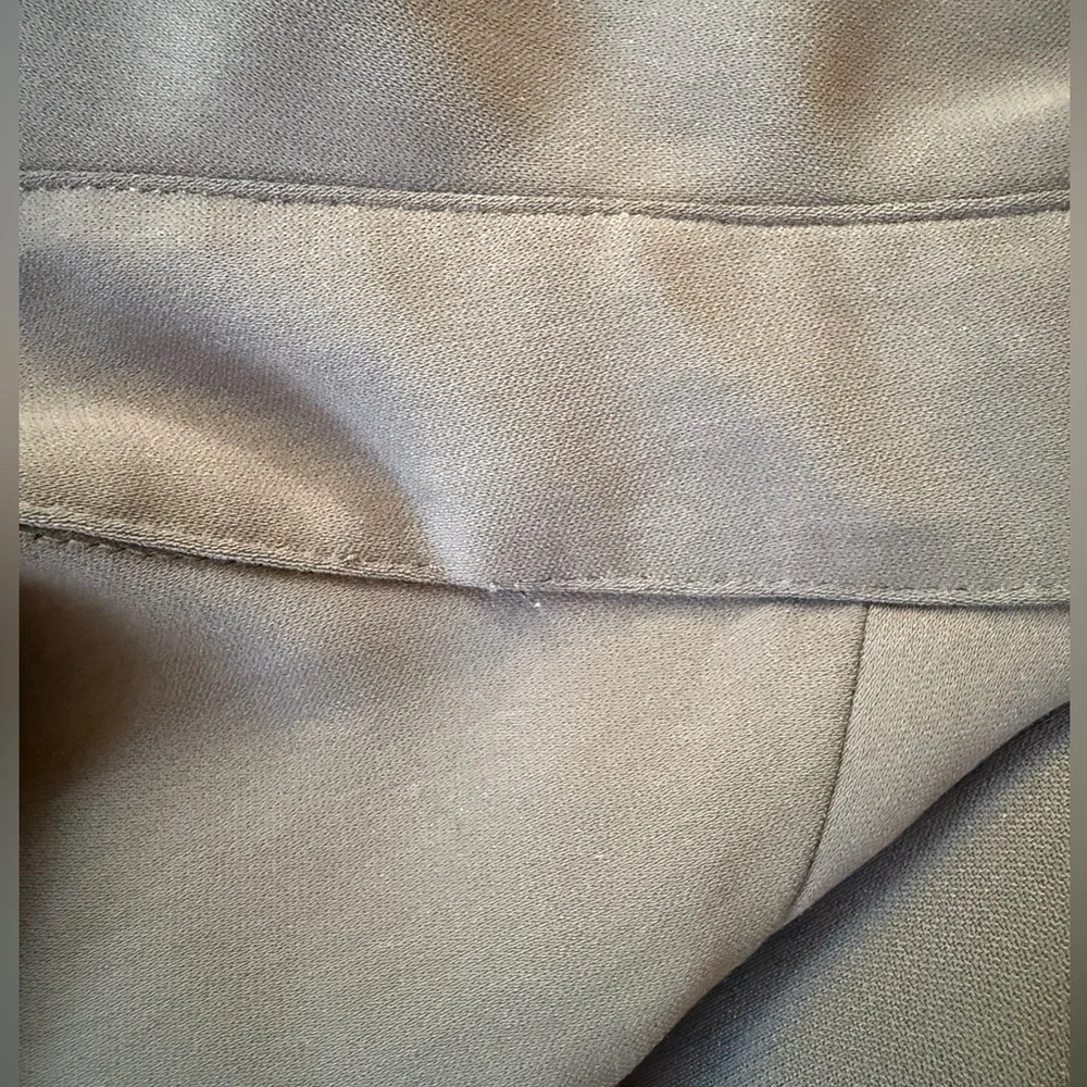 Yansi Fugel Olive Green Microfiber Jacket / Shacket ~ Button Front ~ Size XL